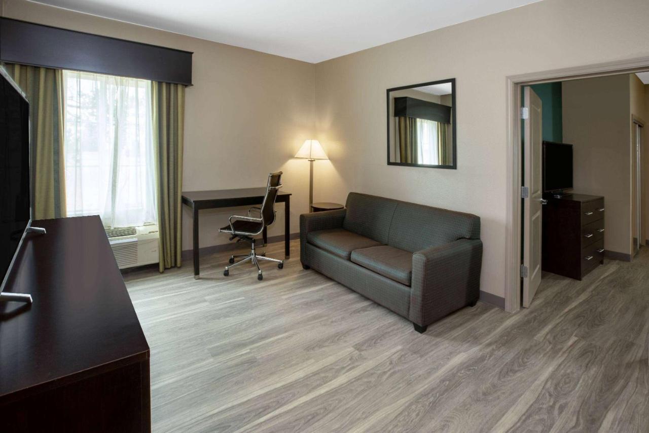 La Quinta Inn & Suites By Wyndham Durant Esterno foto