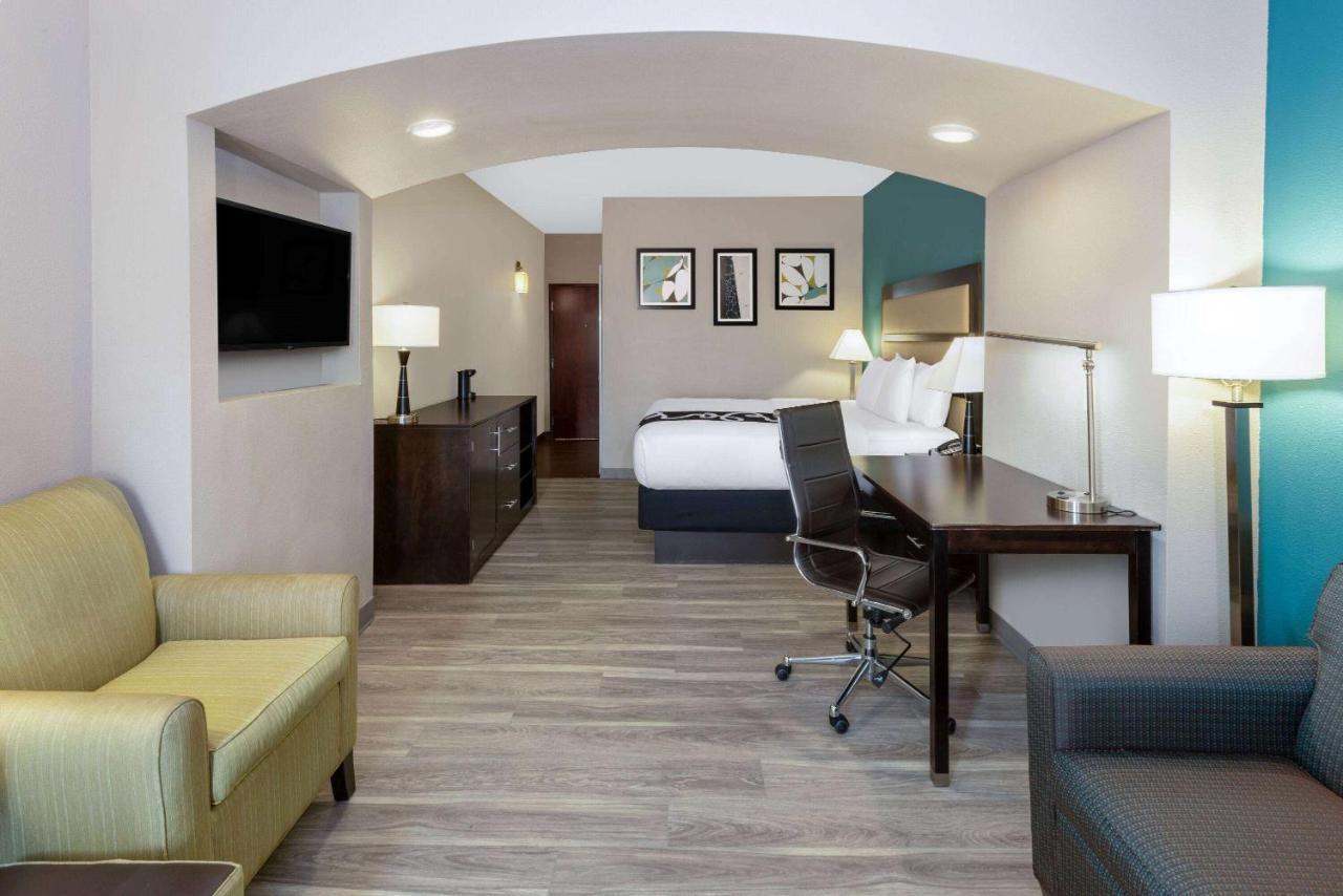 La Quinta Inn & Suites By Wyndham Durant Esterno foto