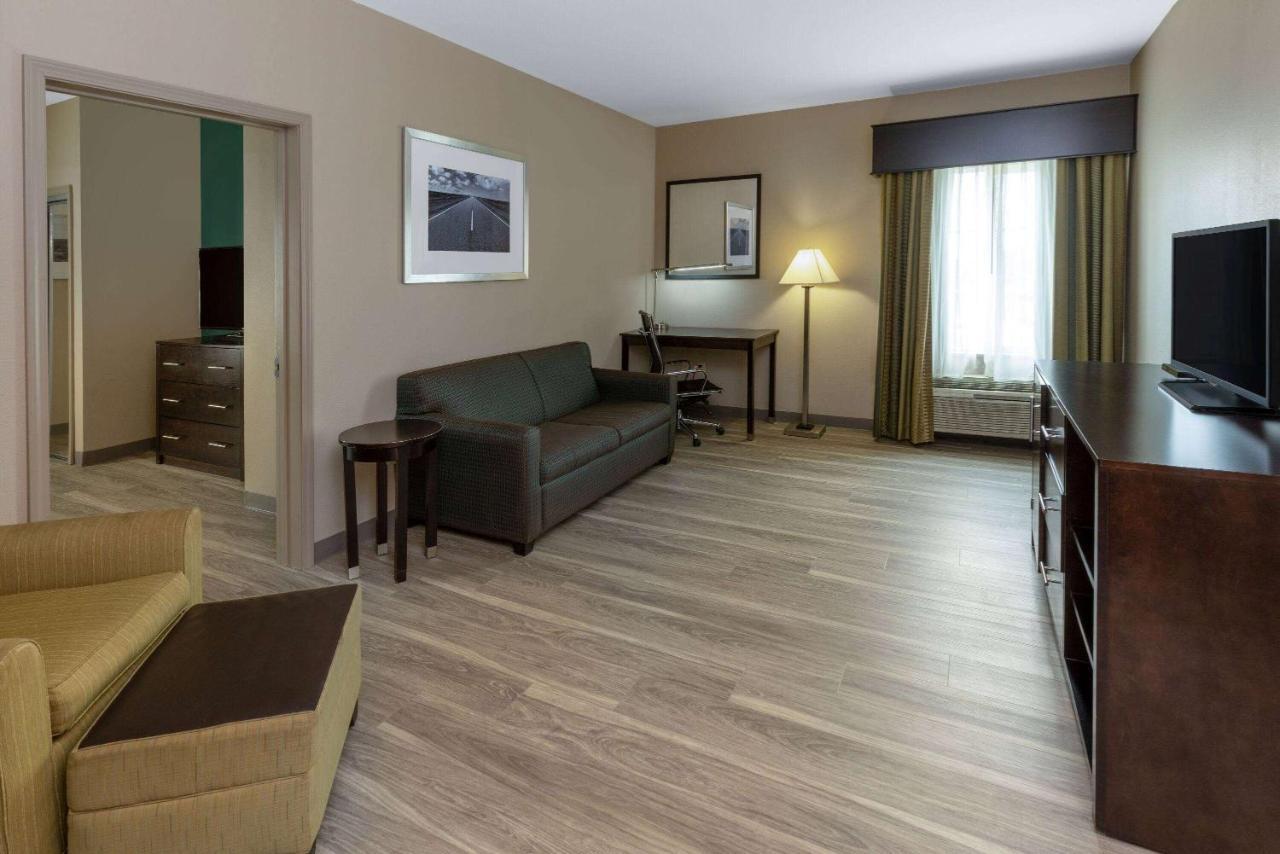 La Quinta Inn & Suites By Wyndham Durant Esterno foto