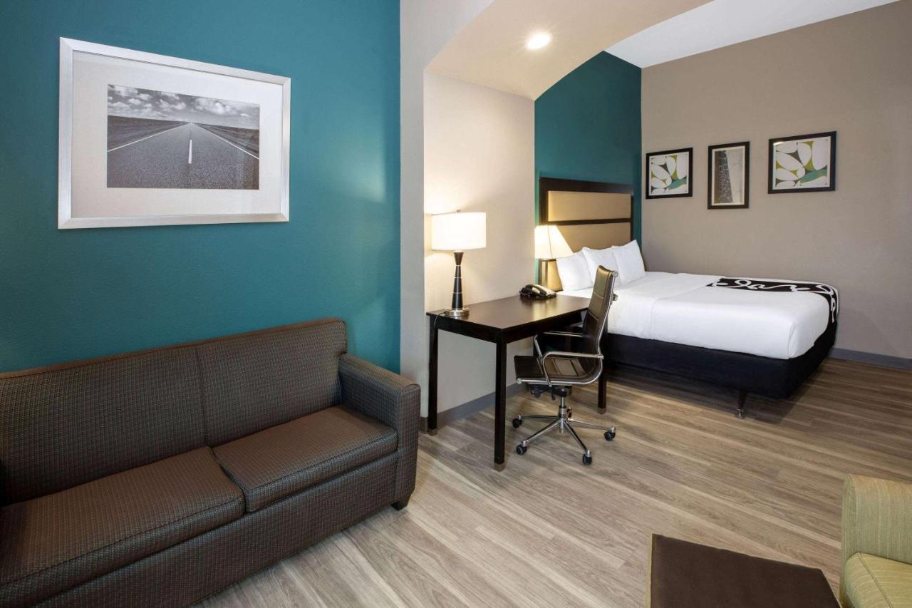 La Quinta Inn & Suites By Wyndham Durant Esterno foto