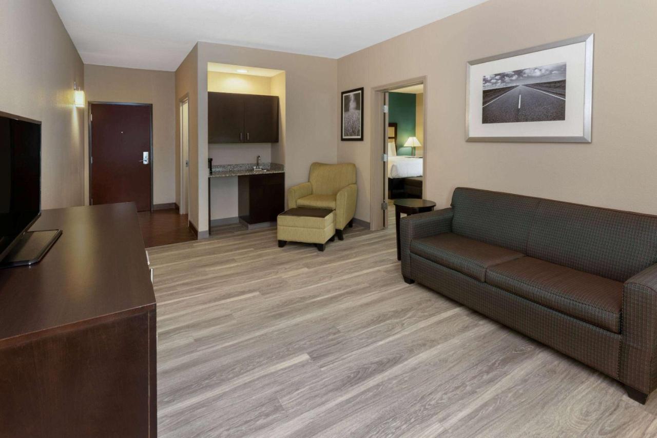La Quinta Inn & Suites By Wyndham Durant Esterno foto