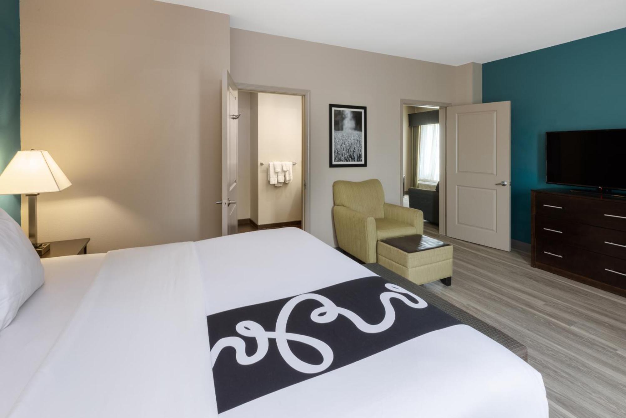 La Quinta Inn & Suites By Wyndham Durant Esterno foto