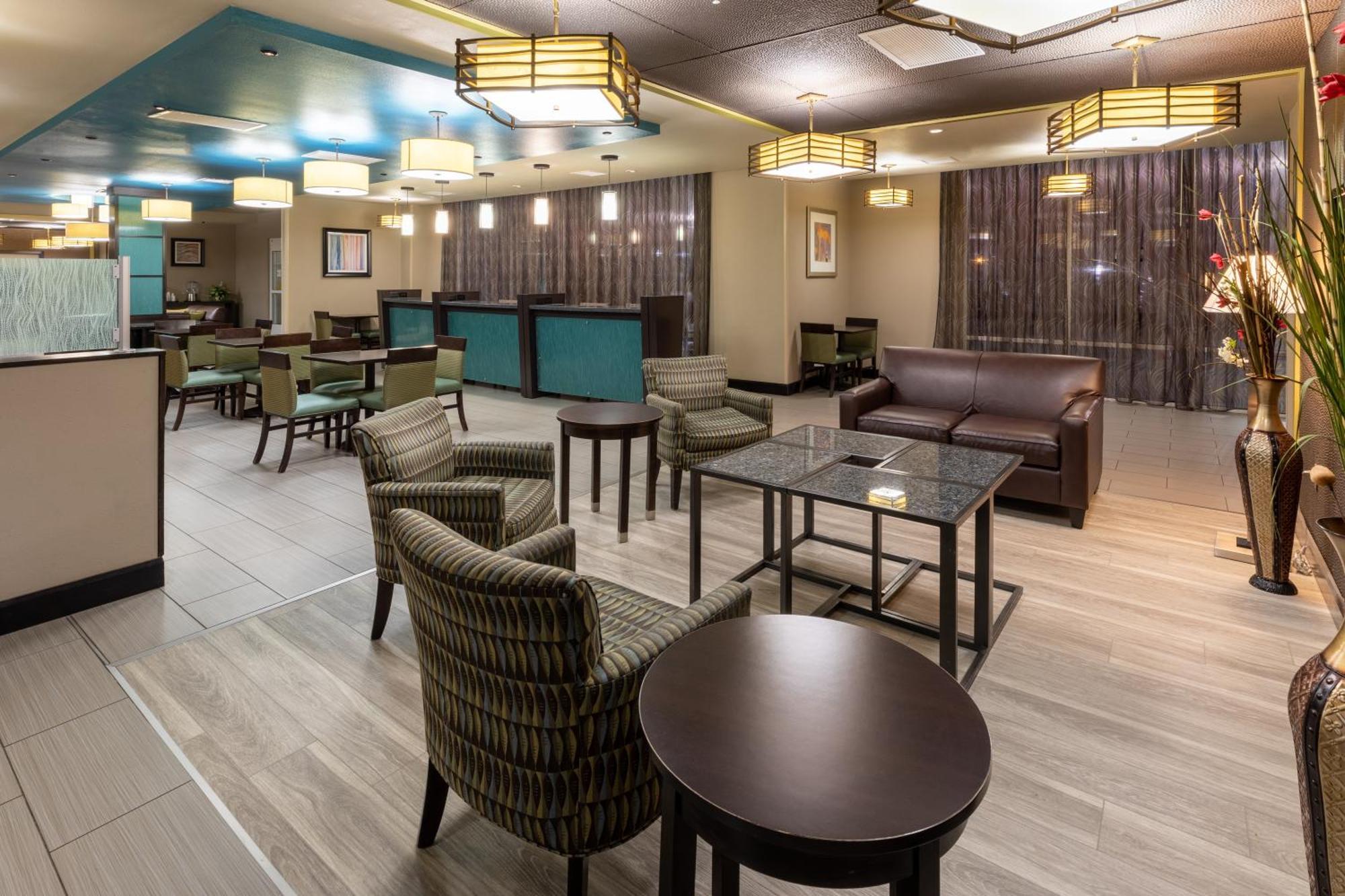 La Quinta Inn & Suites By Wyndham Durant Esterno foto